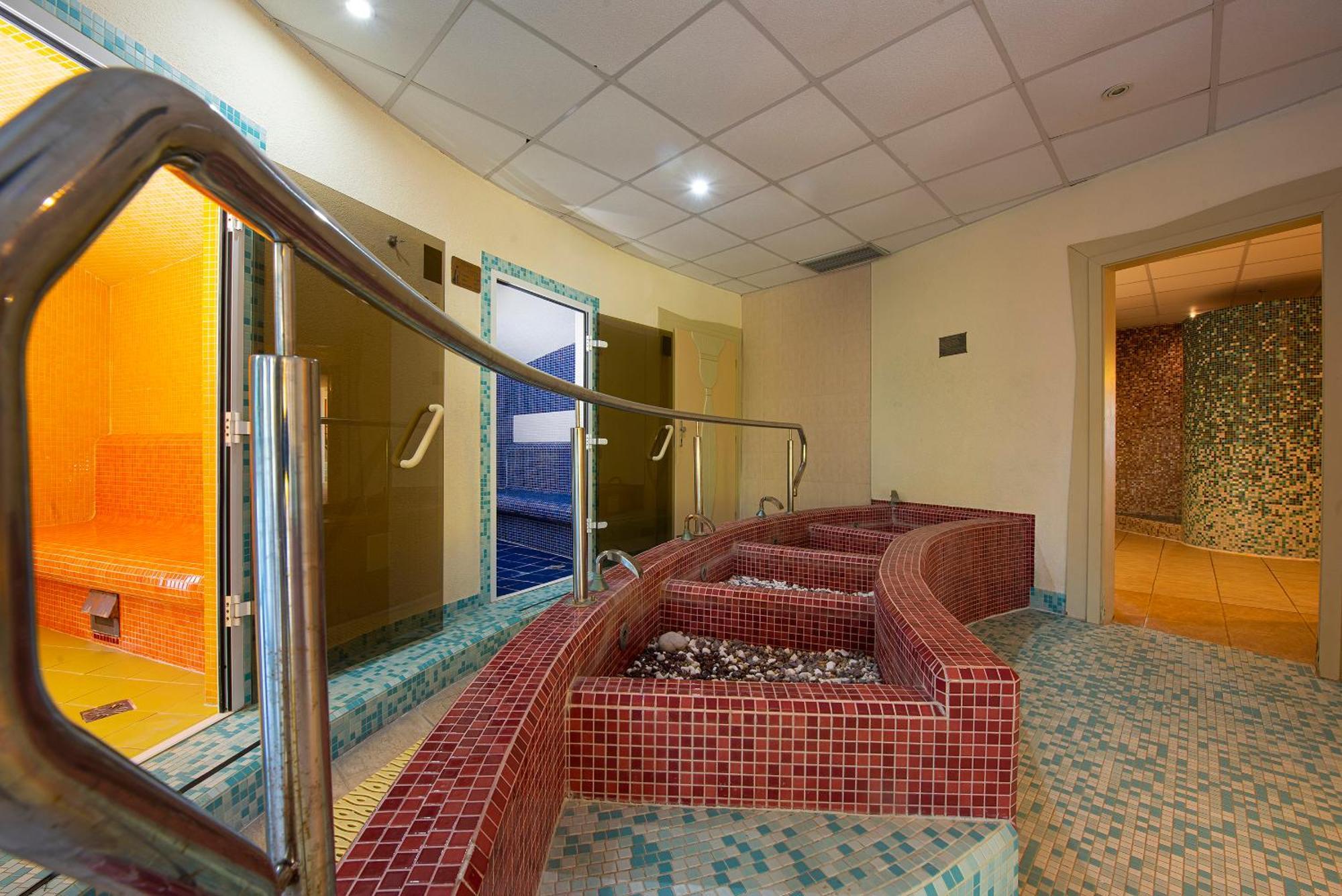 President Hotel Montfort Zdiar Luaran gambar