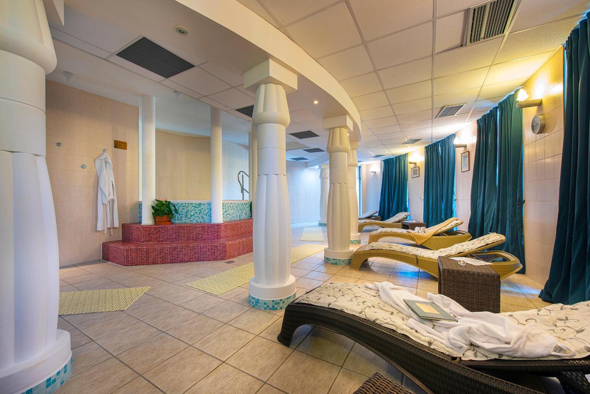 President Hotel Montfort Zdiar Luaran gambar