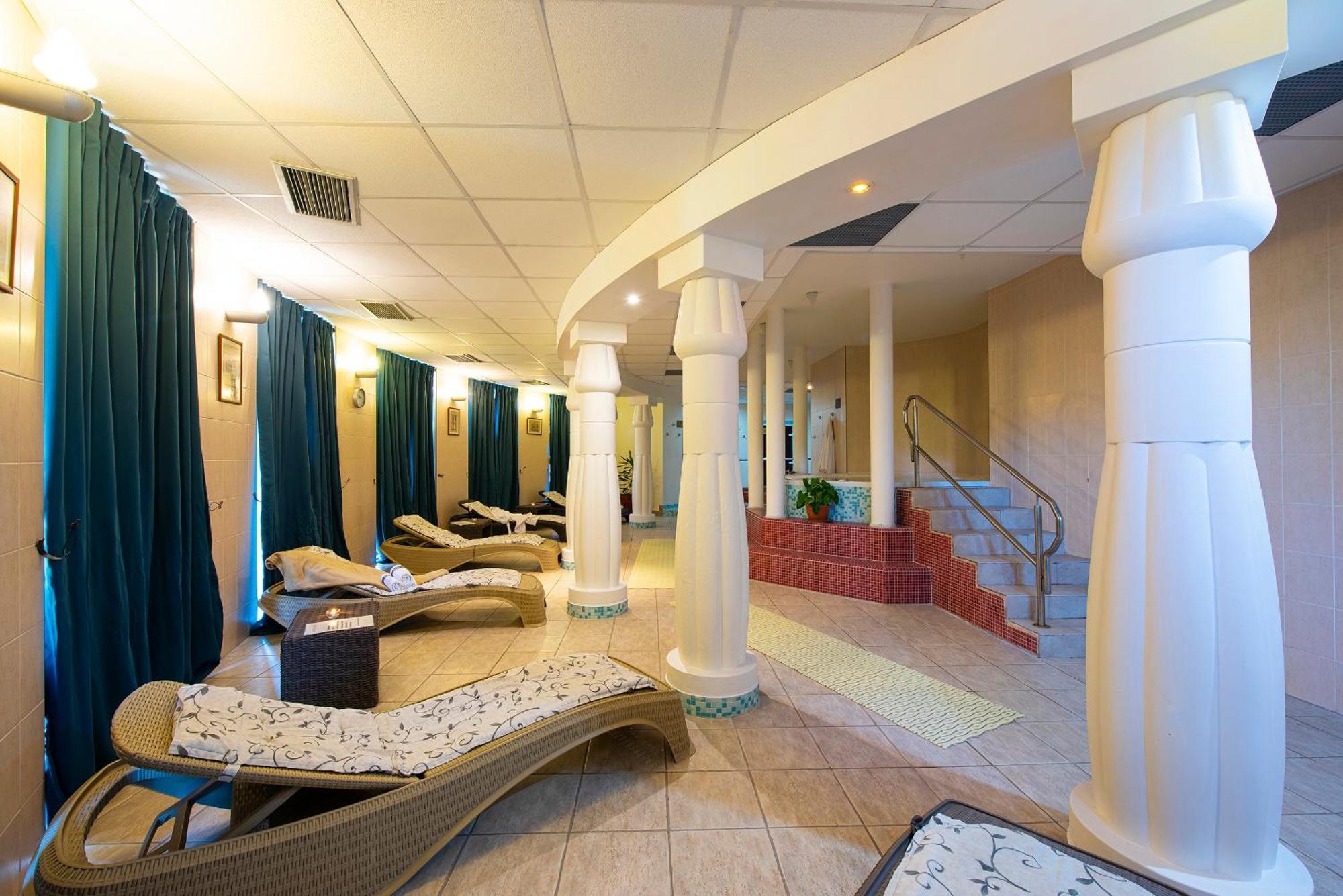 President Hotel Montfort Zdiar Luaran gambar
