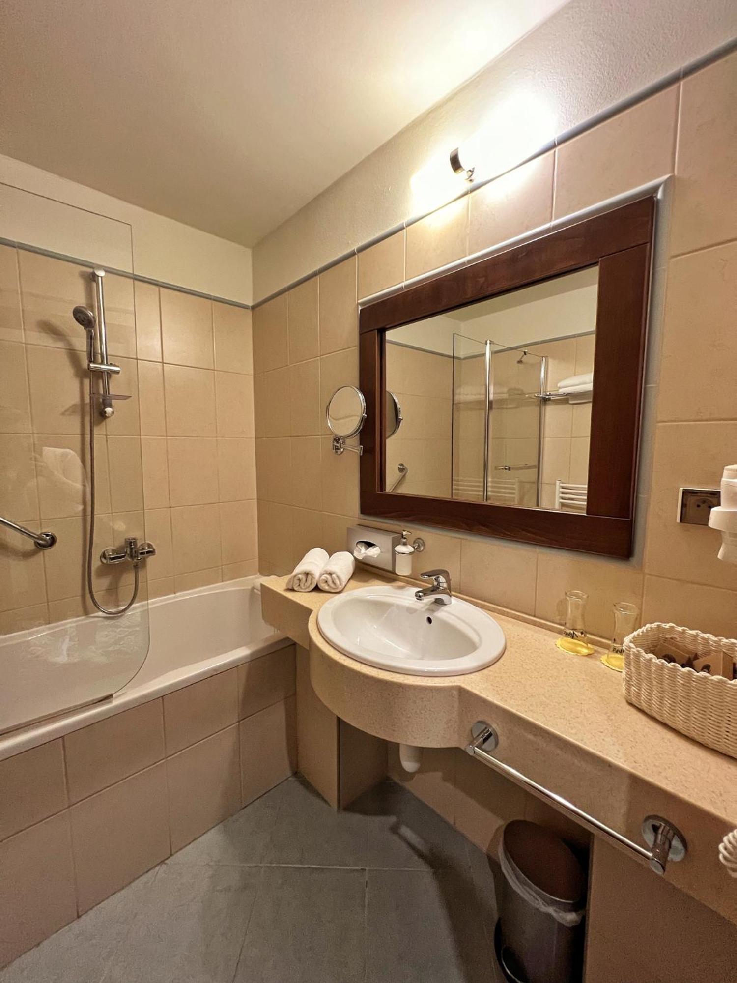 President Hotel Montfort Zdiar Luaran gambar